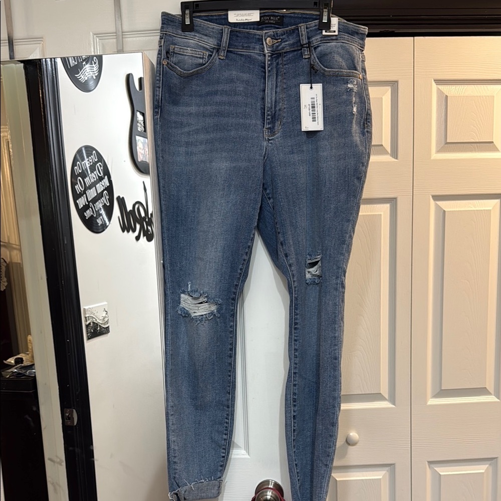 Judy Blue Skinny Distressed Blue Jeans